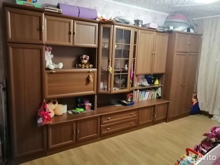 Стенка в гостиную