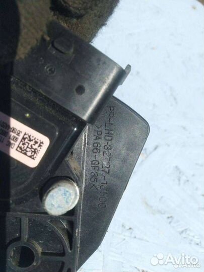 Электронная педаль газа Hyundai Solaris 2012