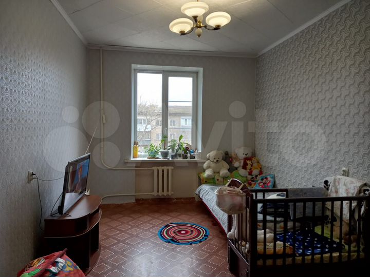 Комната 18 м² в 1-к., 1/5 эт.