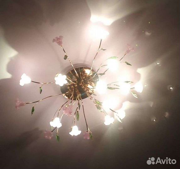 Люстра галогенная с пультом ду