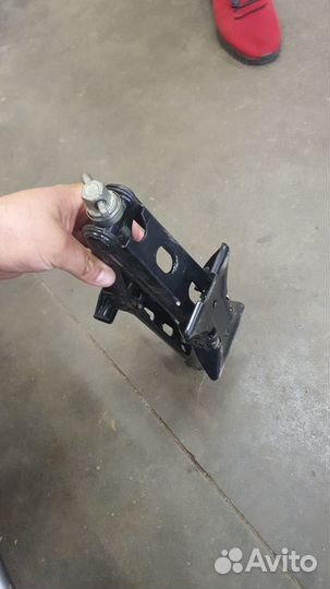 Домкрат на форд фокус 2,3