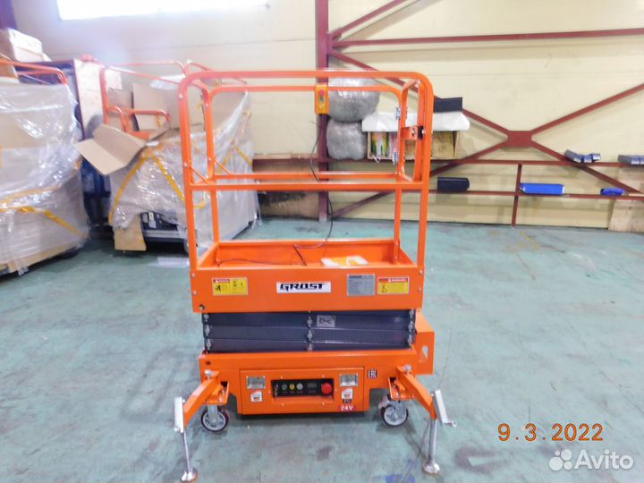 Подъемник ножничный