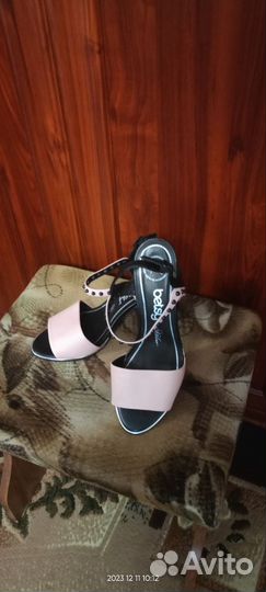 Босоножки женские 39 размер