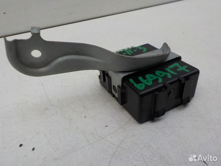 Реле Toyota Camry 2006-2011