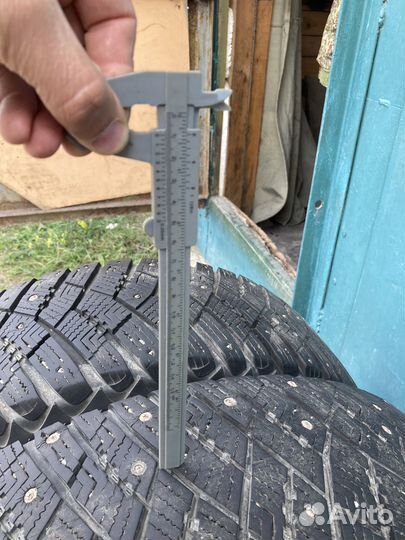 Goodyear Ultra Grip Ice Arctic 2 SUV 235/65 R17 108T