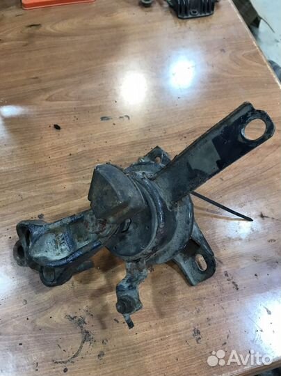 Опора двс toyota corolla e11 4zz