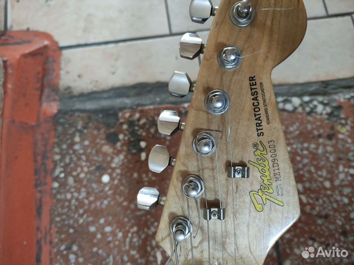 Электрогитара Fender Stratocaster Mexico
