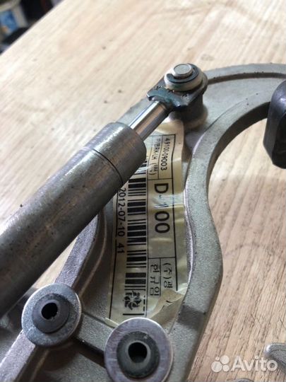 Педаль стояночного тормоза Ssangyong Actyon