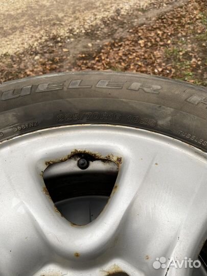 Bridgestone Dueler H/T 684 225/70 R16