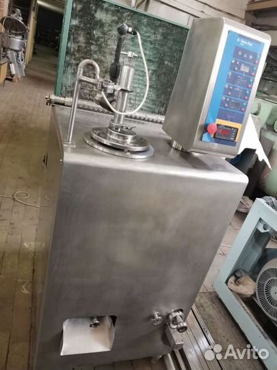 Фризер для мороженого Tetrapak Hoyer CM 400