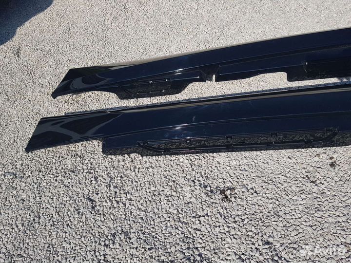 Накладки порога BMW 1 e87 2010 б/у почти идеал