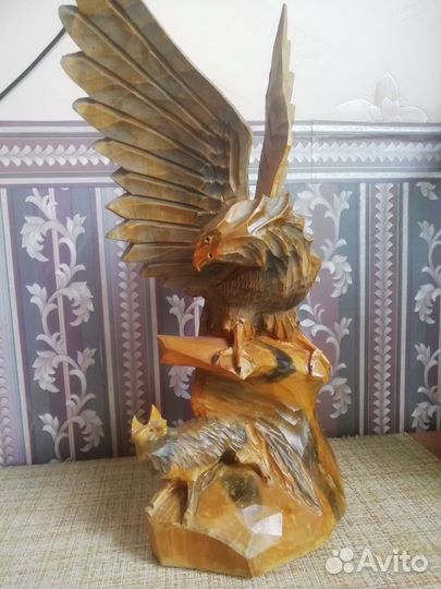 Сувенир СССР. Орёл с лисой. (из дерева)
