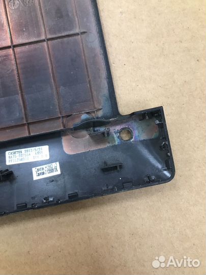 Поддон для ноутбука Samsung np550p5c