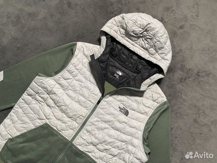 Куртка микропуховик The North Face Thermoball ориг