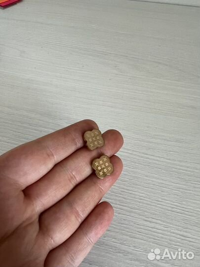 Серьги louis vuitton