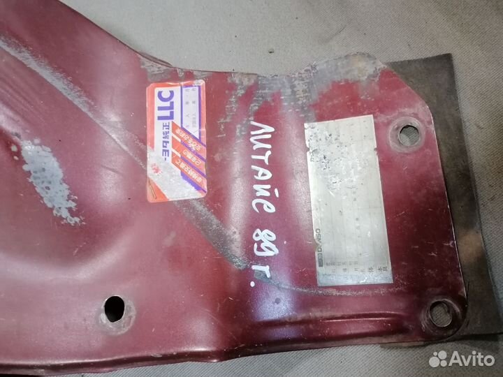 Кожух моторного отсека Toyota Lite Ace 1985-1991