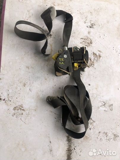 Ремни безопасности Volkswagen Transporter T5 1.9