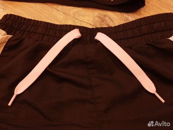 Костюм топик и шорты на рост 128