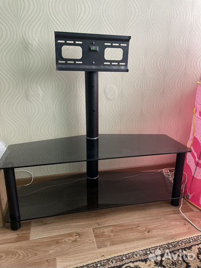 Стеклянная тумба под тв