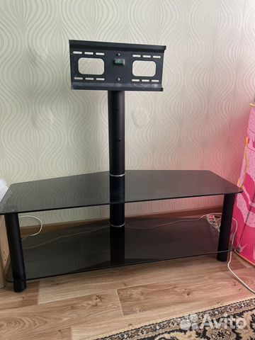 Стеклянная тумба под тв