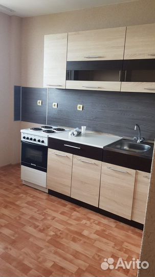 Кухонный гарнитур бу в хорошем состоянии