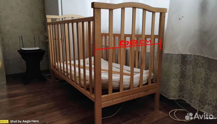 Кроватка детская из дерева