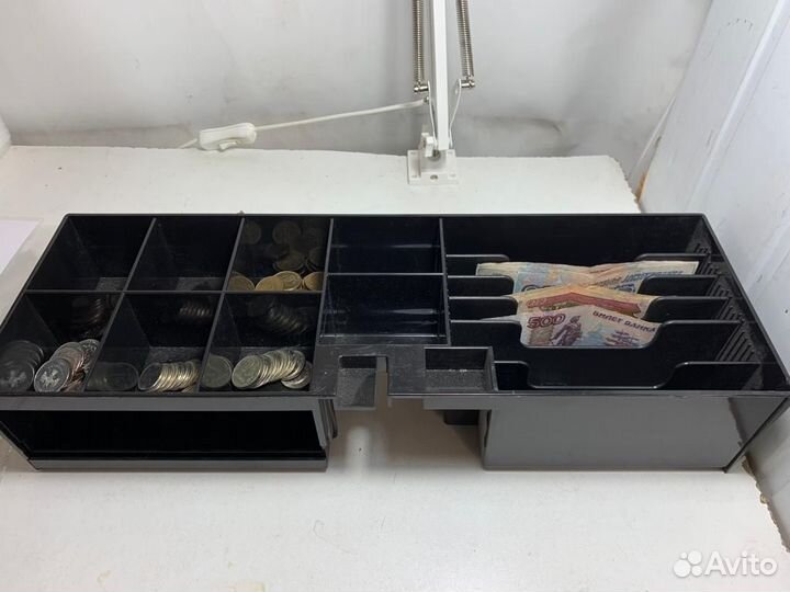 Контейнер для денег