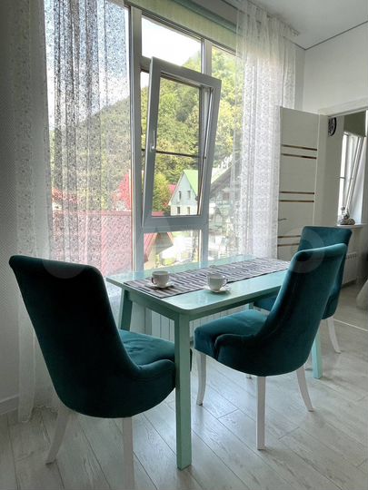 2-к. квартира, 30 м², 3/6 эт.