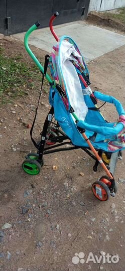 Прогулочная коляска