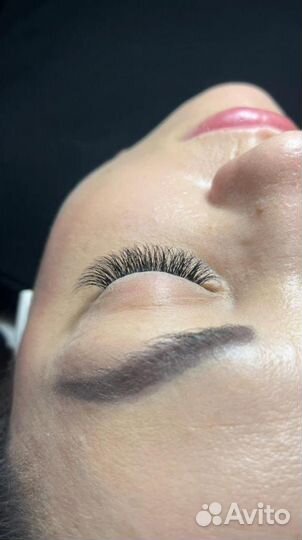 Наращивание ресниц,наращивание волос,маникюр