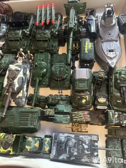 Игрушки военная техника