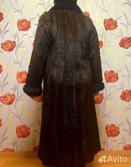 Шуба норковая 52 размера