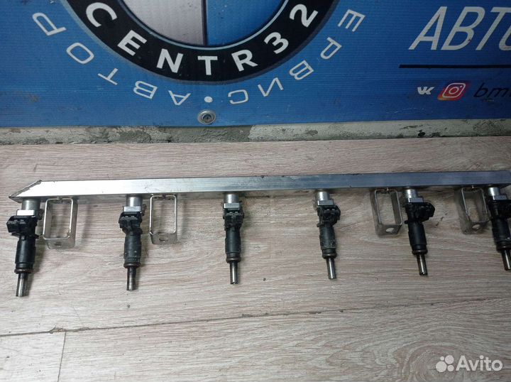 Рампа с форсунками на BMW n52b25