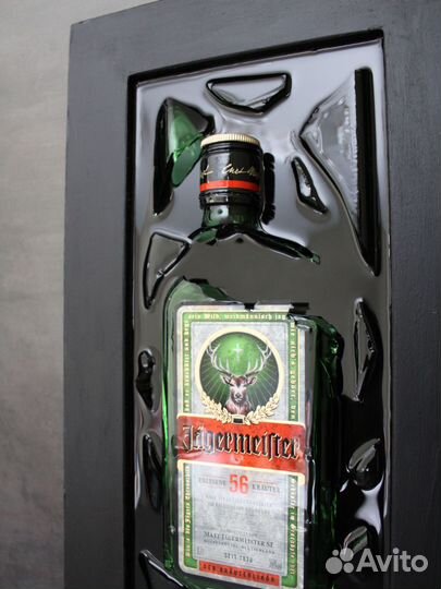 Картина из разбитой бутылки