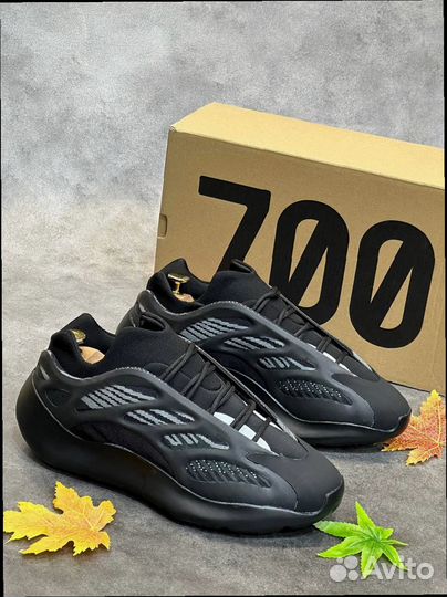 Кроссовки Мужские Adidas Yeezy boost 700