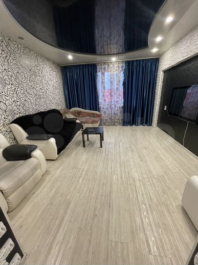 2-к. квартира, 65 м², 6/9 эт.