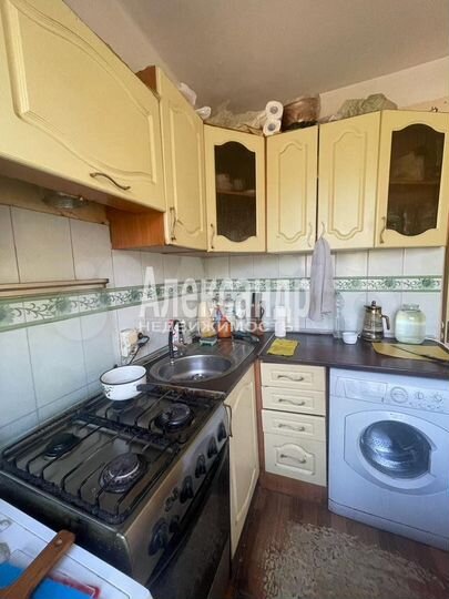 3-к. квартира, 58 м², 3/9 эт.
