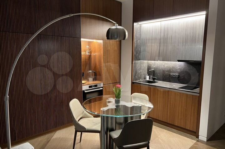 1-к. квартира, 55 м², 15/18 эт.