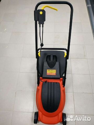 Газонокосилка электрическая