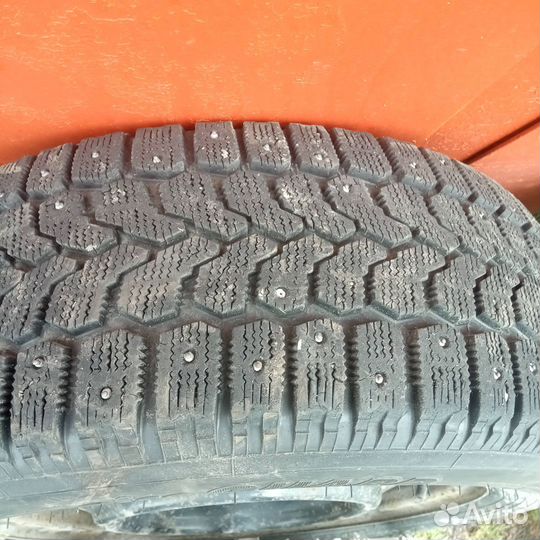 Yokohama IceGuard Stud IG65 205/60 R16