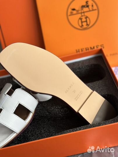 Шлепанцы hermes белые