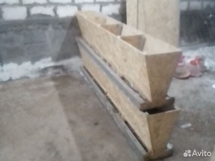 Кормушка для бройлеров