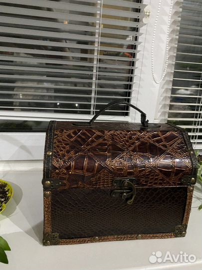 Сундук для хранения