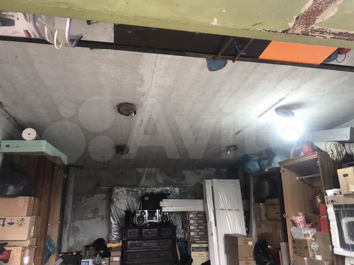 Гараж, > 30 м²