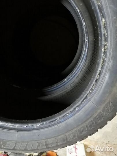 Bridgestone Ice Cruiser 7000 215/60 R17 100