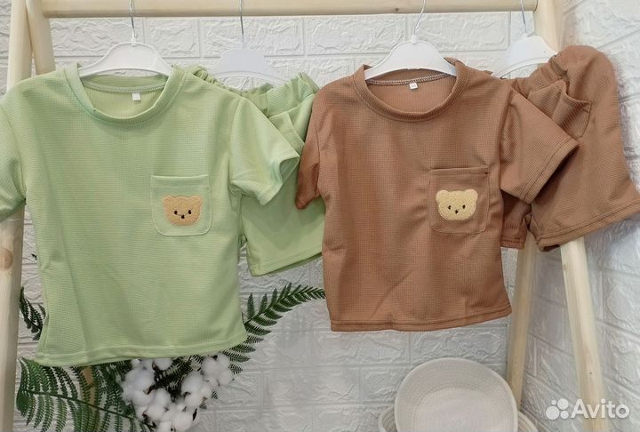 Костюм детский с шортами новый