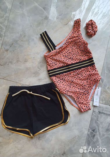 Новый комплек купальник, шорты, резинка