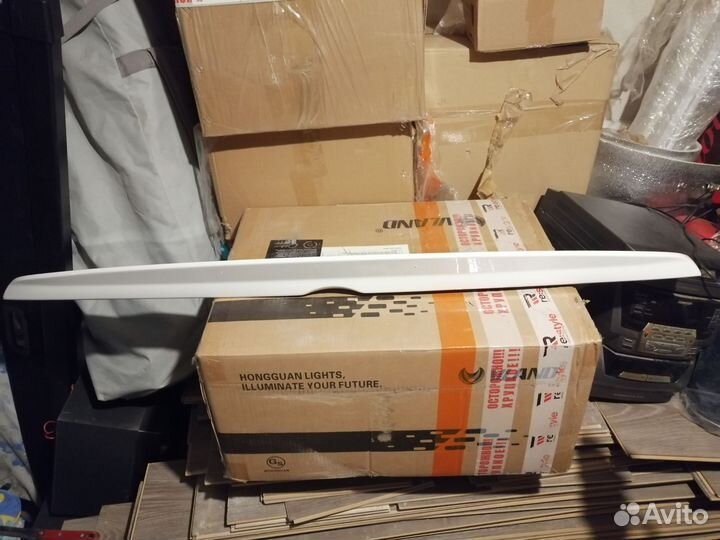 Спойлер на toyota corolla 150