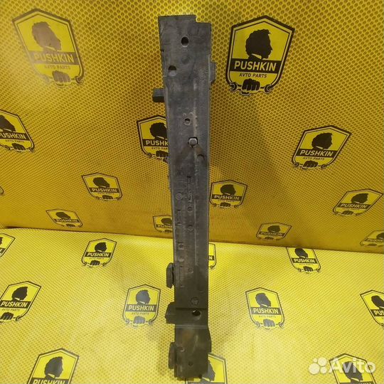Абсорбер переднего бампера передний Nissan Qashqai