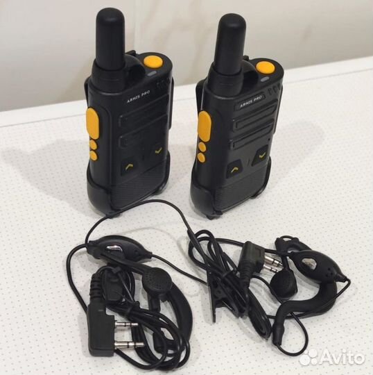 Рация радиостанция с гарнитурой и наушником